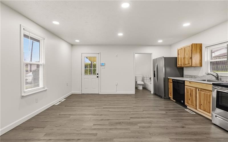701 Washington Avenue, Brownsville, 15417, 2 Bedroom Bedrooms, 7 Room Rooms,2 BathroomBathrooms,Residential,For Sale,Washington Avenue,1776803
