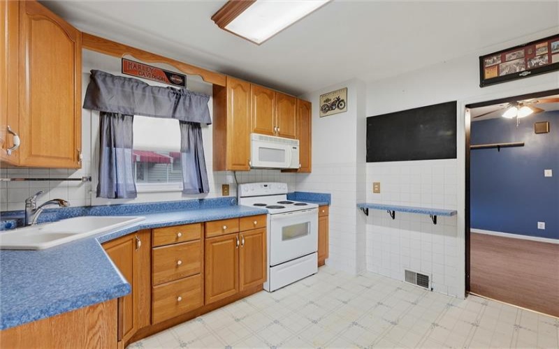 224 2nd St, Slickville, 15684, 3 Bedroom Bedrooms, ,1 BathroomBathrooms,Residential,For Sale,2nd St,1776807