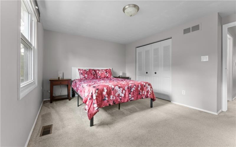 123 Brooke Drive, Venetia, 15367, 3 Bedroom Bedrooms, 8 Room Rooms,2.1 BathroomBathrooms,Residential,For Sale,Brooke Drive,1776819