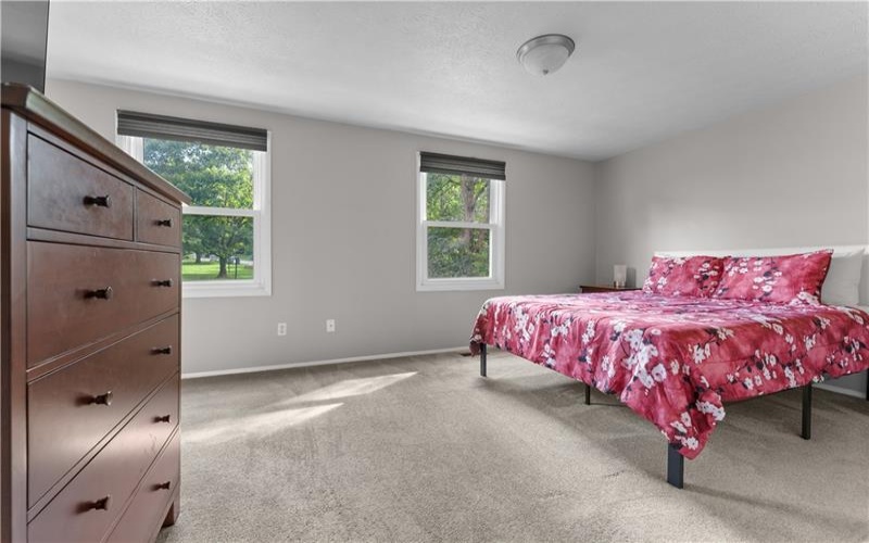 123 Brooke Drive, Venetia, 15367, 3 Bedroom Bedrooms, 8 Room Rooms,2.1 BathroomBathrooms,Residential,For Sale,Brooke Drive,1776819