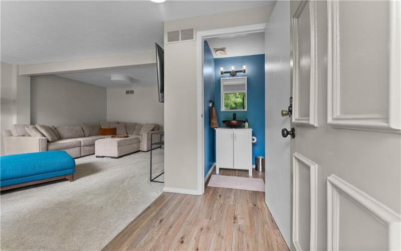 123 Brooke Drive, Venetia, 15367, 3 Bedroom Bedrooms, 8 Room Rooms,2.1 BathroomBathrooms,Residential,For Sale,Brooke Drive,1776819