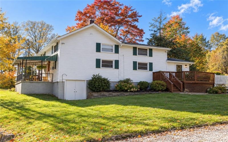 385 White School Road, 15601, 15601, 3 Bedroom Bedrooms, 8 Room Rooms,1.1 BathroomBathrooms,Residential,For Sale,White School Road,1776904
