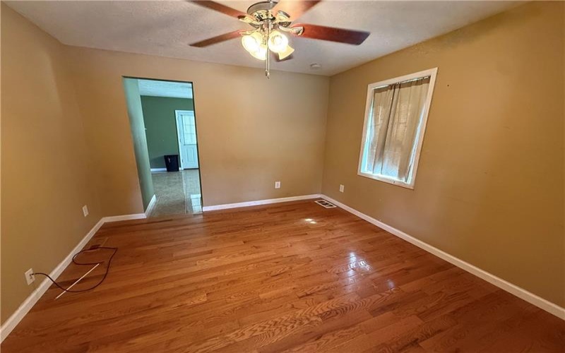 8 Penn Avenue, Clarksville, 15322, 1 Bedroom Bedrooms, 3 Room Rooms,1 BathroomBathrooms,Residential,For Sale,Penn Avenue,1776965