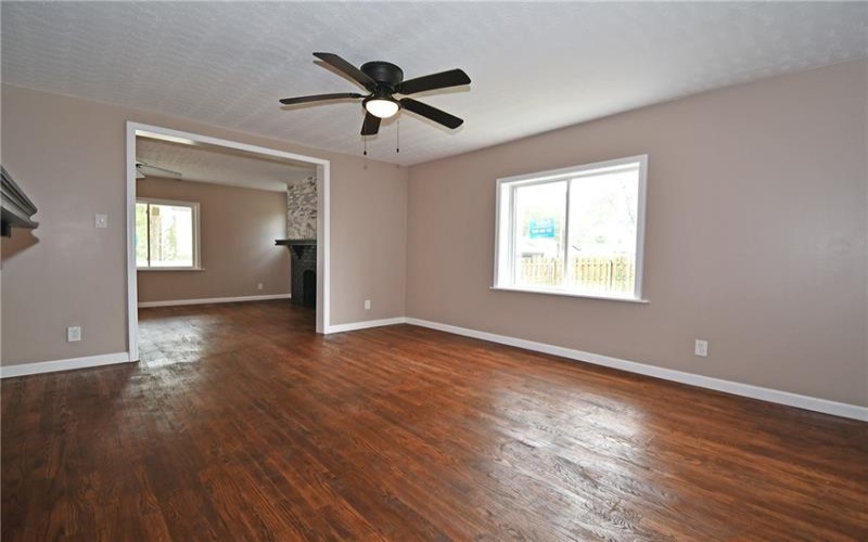 12 Belmont Ave, Finleyville, 15332, 3 Bedroom Bedrooms, 11 Room Rooms,3 BathroomBathrooms,Residential,For Sale,Belmont Ave,1776991