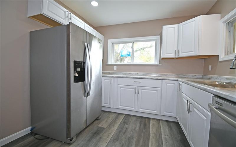 12 Belmont Ave, Finleyville, 15332, 3 Bedroom Bedrooms, 11 Room Rooms,3 BathroomBathrooms,Residential,For Sale,Belmont Ave,1776991