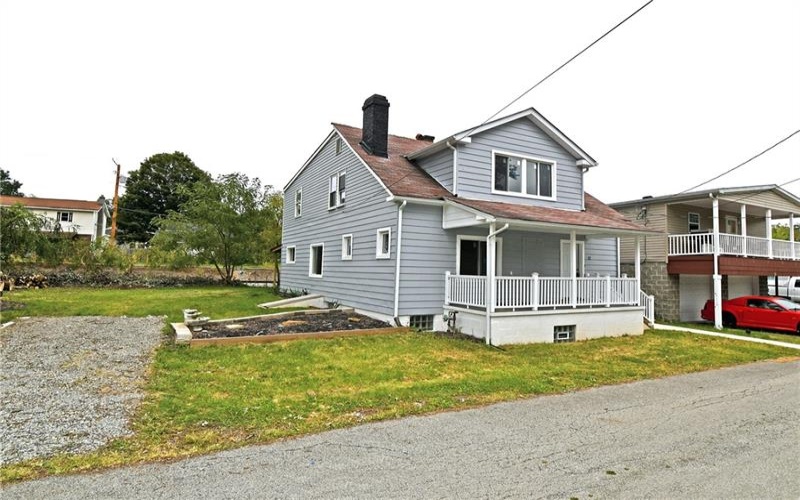 12 Belmont Ave, Finleyville, 15332, 3 Bedroom Bedrooms, 11 Room Rooms,3 BathroomBathrooms,Residential,For Sale,Belmont Ave,1776991