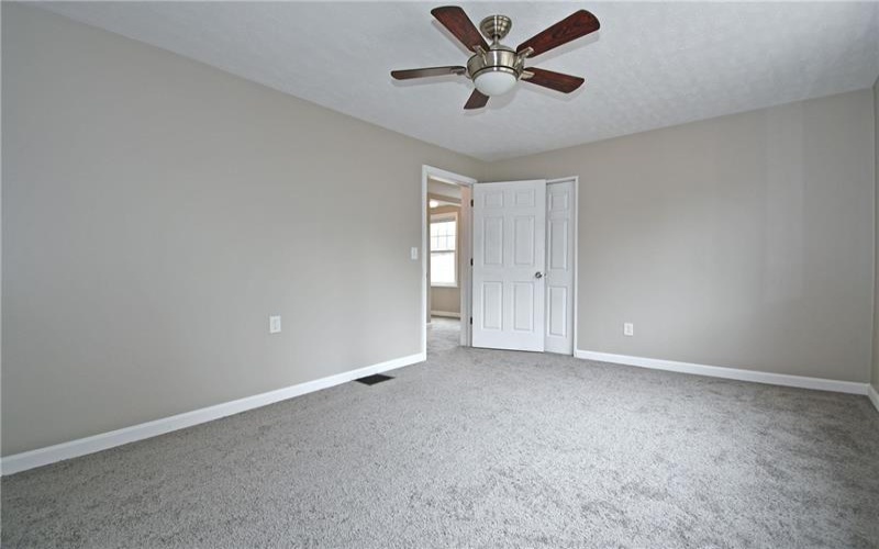 12 Belmont Ave, Finleyville, 15332, 3 Bedroom Bedrooms, 11 Room Rooms,3 BathroomBathrooms,Residential,For Sale,Belmont Ave,1776991