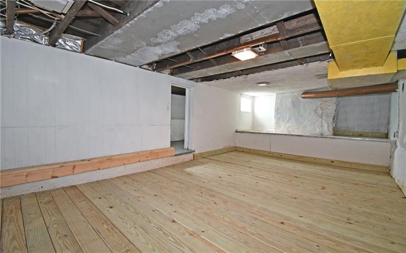 12 Belmont Ave, Finleyville, 15332, 3 Bedroom Bedrooms, 11 Room Rooms,3 BathroomBathrooms,Residential,For Sale,Belmont Ave,1776991