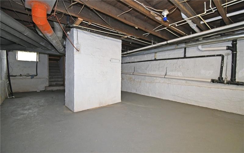 12 Belmont Ave, Finleyville, 15332, 3 Bedroom Bedrooms, 11 Room Rooms,3 BathroomBathrooms,Residential,For Sale,Belmont Ave,1776991