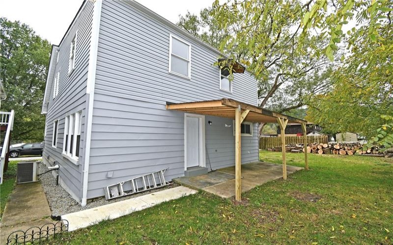 12 Belmont Ave, Finleyville, 15332, 3 Bedroom Bedrooms, 11 Room Rooms,3 BathroomBathrooms,Residential,For Sale,Belmont Ave,1776991