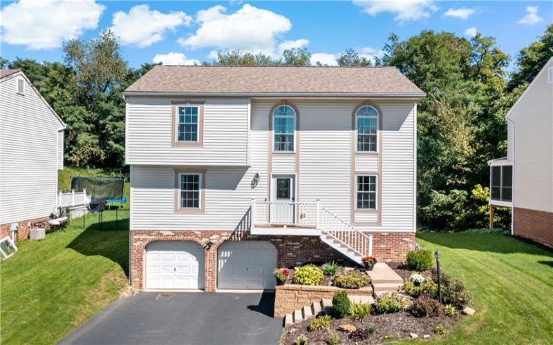 1344 Lucia Dr, Canonsburg, 15317, 4 Bedroom Bedrooms, 10 Room Rooms,2.1 BathroomBathrooms,Residential,For Sale,Lucia Dr,1776199