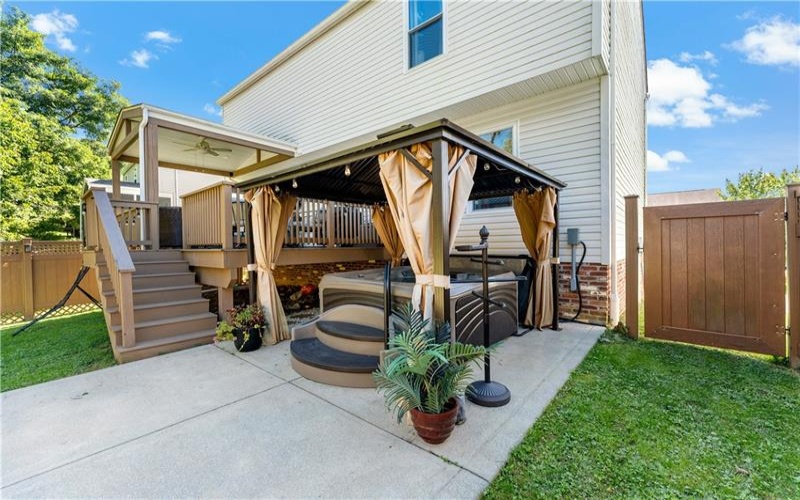1344 Lucia Dr, Canonsburg, 15317, 4 Bedroom Bedrooms, 10 Room Rooms,2.1 BathroomBathrooms,Residential,For Sale,Lucia Dr,1776199