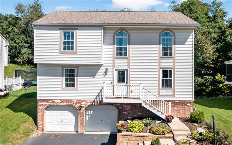 1344 Lucia Dr, Canonsburg, 15317, 4 Bedroom Bedrooms, 10 Room Rooms,2.1 BathroomBathrooms,Residential,For Sale,Lucia Dr,1776199