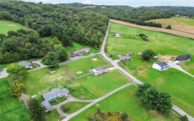 873 Quaker Church Rd, Perryopolis, 15473, 3 Bedroom Bedrooms, ,2.1 BathroomBathrooms,Residential,For Sale,Quaker Church Rd,1776508