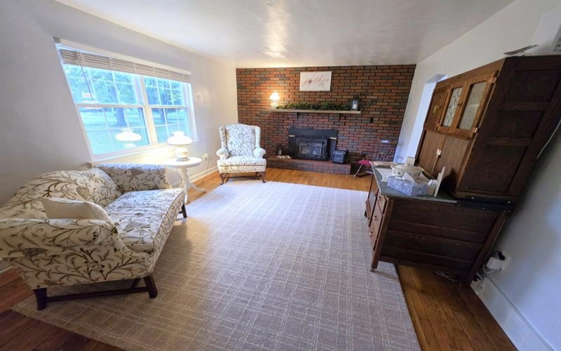 261 Old Scales Road, Washington, 15301, 4 Bedroom Bedrooms, 6 Room Rooms,1 BathroomBathrooms,Residential,For Sale,Old Scales Road,1777110