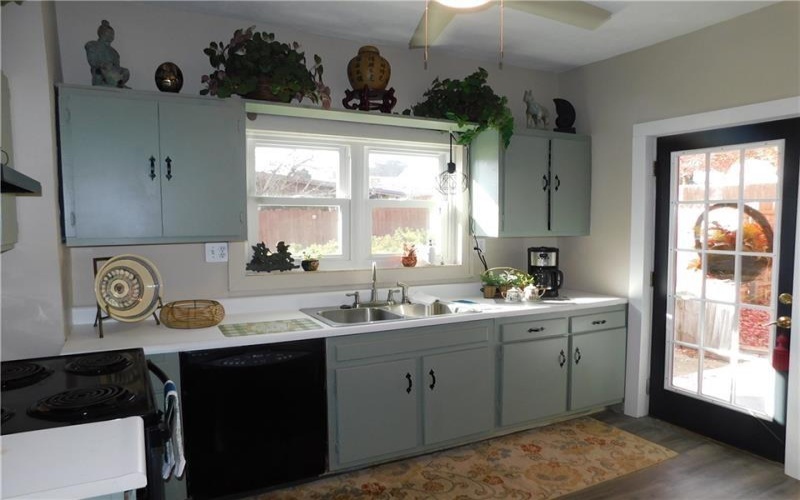 58 Mullen Street, Uniontown, 15401, 3 Bedroom Bedrooms, 6 Room Rooms,1.1 BathroomBathrooms,Residential,For Sale,Mullen Street,1726890