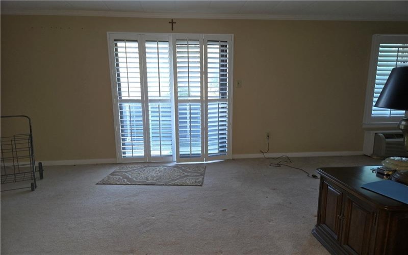 820 E Beau, Washington, 15301, 2 Bedroom Bedrooms, 5 Room Rooms,2 BathroomBathrooms,Residential,For Sale,E Beau,1776233