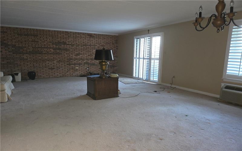 820 E Beau, Washington, 15301, 2 Bedroom Bedrooms, 5 Room Rooms,2 BathroomBathrooms,Residential,For Sale,E Beau,1776233
