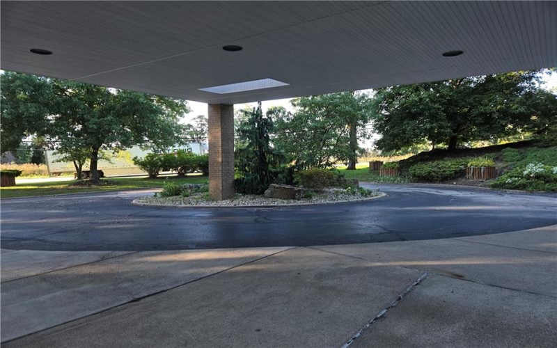 820 E Beau, Washington, 15301, 2 Bedroom Bedrooms, 5 Room Rooms,2 BathroomBathrooms,Residential,For Sale,E Beau,1776233