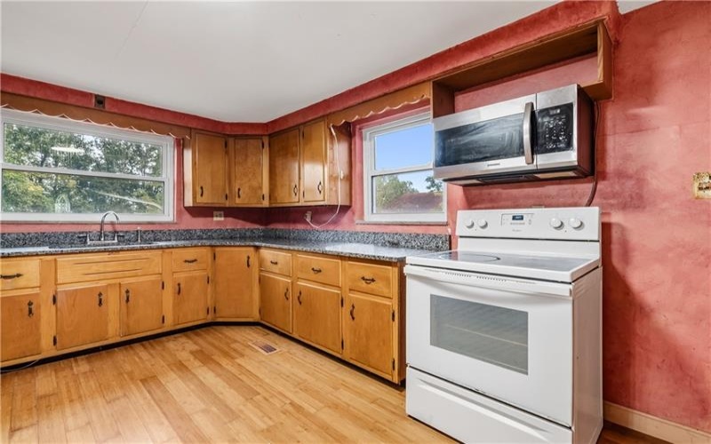 32 Main St, West Middletown, 15379, 3 Bedroom Bedrooms, ,1 BathroomBathrooms,Residential,For Sale,Main St,1776705