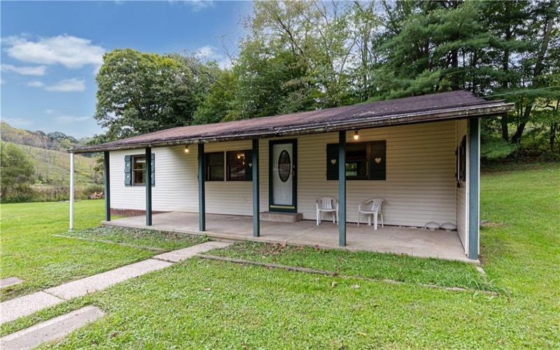 125 Fairview Church Rd, Graysville, 15337, 2 Bedroom Bedrooms, 6 Room Rooms,1 BathroomBathrooms,Residential,For Sale,Fairview Church Rd,1776727