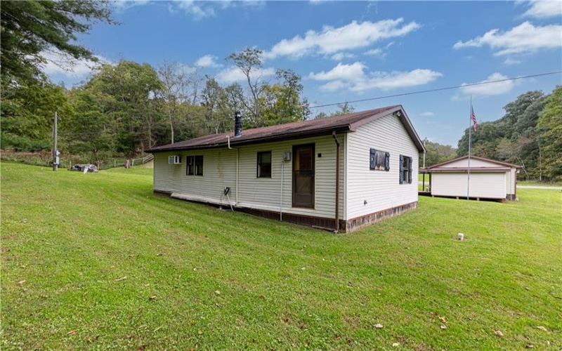 125 Fairview Church Rd, Graysville, 15337, 2 Bedroom Bedrooms, 6 Room Rooms,1 BathroomBathrooms,Residential,For Sale,Fairview Church Rd,1776727