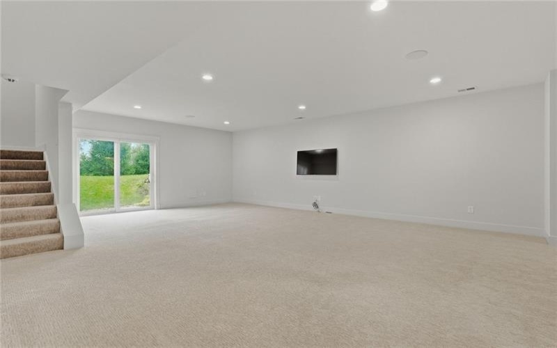 528 Harvest View Dr, Venetia, 15367, 5 Bedroom Bedrooms, 14 Room Rooms,3.1 BathroomBathrooms,Residential,For Sale,Harvest View Dr,1776739