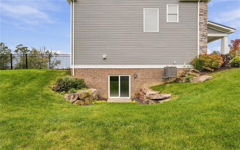 528 Harvest View Dr, Venetia, 15367, 5 Bedroom Bedrooms, 14 Room Rooms,3.1 BathroomBathrooms,Residential,For Sale,Harvest View Dr,1776739