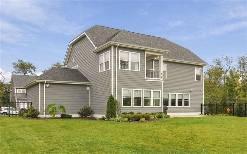 528 Harvest View Dr, Venetia, 15367, 5 Bedroom Bedrooms, 14 Room Rooms,3.1 BathroomBathrooms,Residential,For Sale,Harvest View Dr,1776739