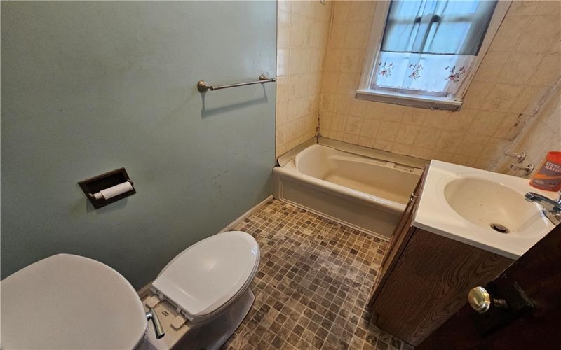 114 & 114-1/2 Wylie Ave, Strabane, 15363, 4 Bedroom Bedrooms, ,2 BathroomBathrooms,Residential,For Sale,114-1/2 Wylie Ave,1776825