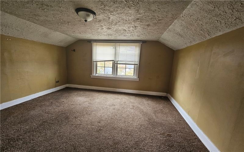 114 & 114-1/2 Wylie Ave, Strabane, 15363, 4 Bedroom Bedrooms, ,2 BathroomBathrooms,Residential,For Sale,114-1/2 Wylie Ave,1776825