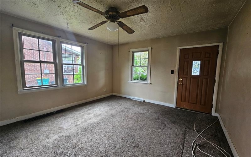 114 & 114-1/2 Wylie Ave, Strabane, 15363, 4 Bedroom Bedrooms, ,2 BathroomBathrooms,Residential,For Sale,114-1/2 Wylie Ave,1776825