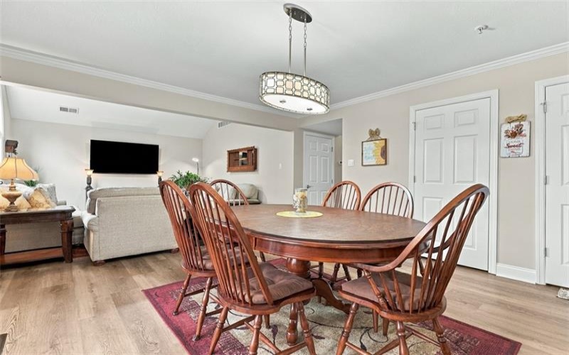 154 Rifgon Dr, Canonsburg, 15317, 3 Bedroom Bedrooms, 6 Room Rooms,2.1 BathroomBathrooms,Residential,For Sale,Rifgon Dr,1776971