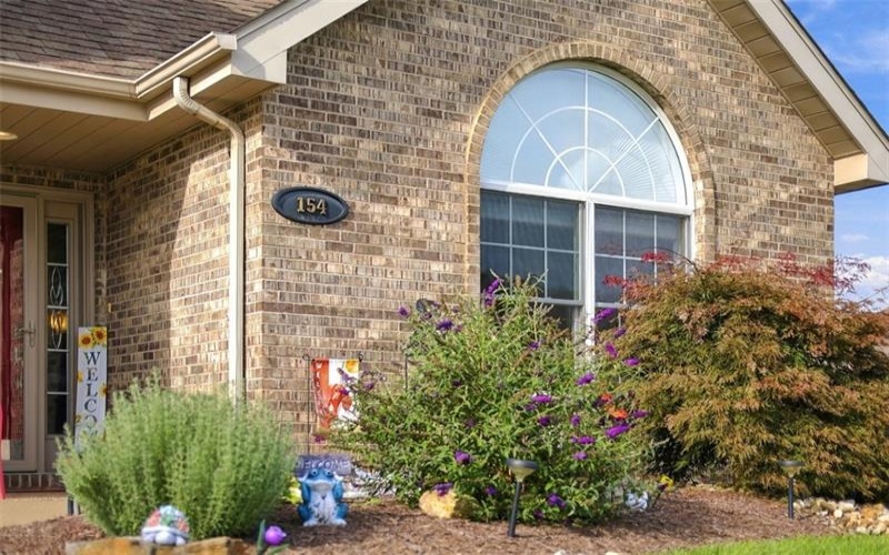 154 Rifgon Dr, Canonsburg, 15317, 3 Bedroom Bedrooms, 6 Room Rooms,2.1 BathroomBathrooms,Residential,For Sale,Rifgon Dr,1776971
