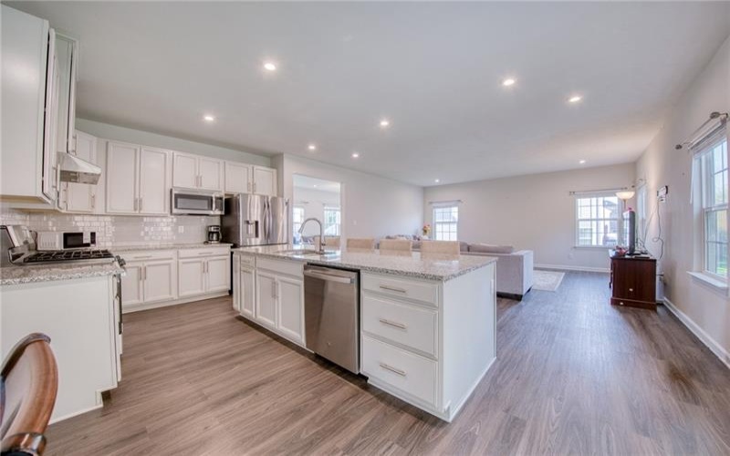 405 Creekside Ct, Eighty Four, 15330, 5 Bedroom Bedrooms, 11 Room Rooms,2.1 BathroomBathrooms,Residential,For Sale,Creekside Ct,1776988
