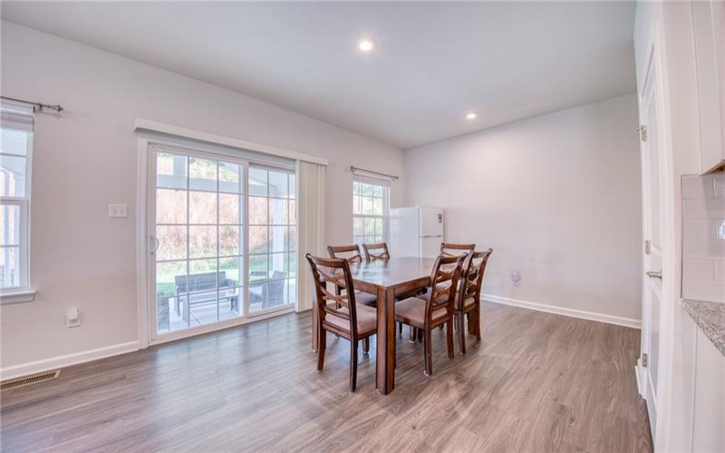 405 Creekside Ct, Eighty Four, 15330, 5 Bedroom Bedrooms, 11 Room Rooms,2.1 BathroomBathrooms,Residential,For Sale,Creekside Ct,1776988