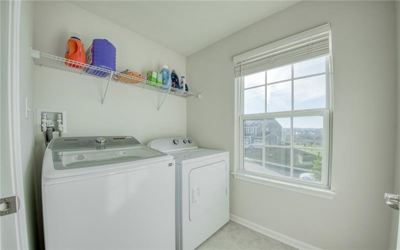 405 Creekside Ct, Eighty Four, 15330, 5 Bedroom Bedrooms, 11 Room Rooms,2.1 BathroomBathrooms,Residential,For Sale,Creekside Ct,1776988