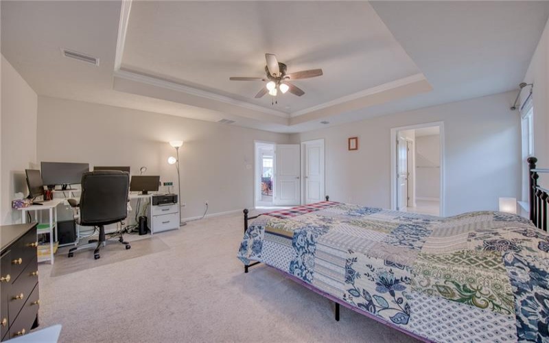 405 Creekside Ct, Eighty Four, 15330, 5 Bedroom Bedrooms, 11 Room Rooms,2.1 BathroomBathrooms,Residential,For Sale,Creekside Ct,1776988
