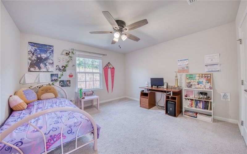 405 Creekside Ct, Eighty Four, 15330, 5 Bedroom Bedrooms, 11 Room Rooms,2.1 BathroomBathrooms,Residential,For Sale,Creekside Ct,1776988