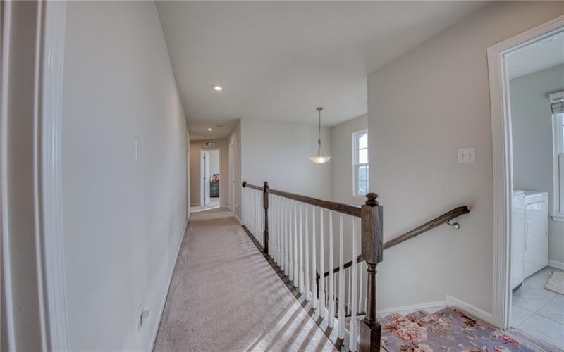 405 Creekside Ct, Eighty Four, 15330, 5 Bedroom Bedrooms, 11 Room Rooms,2.1 BathroomBathrooms,Residential,For Sale,Creekside Ct,1776988
