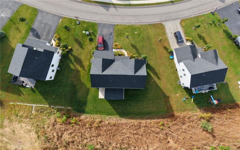 405 Creekside Ct, Eighty Four, 15330, 5 Bedroom Bedrooms, 11 Room Rooms,2.1 BathroomBathrooms,Residential,For Sale,Creekside Ct,1776988