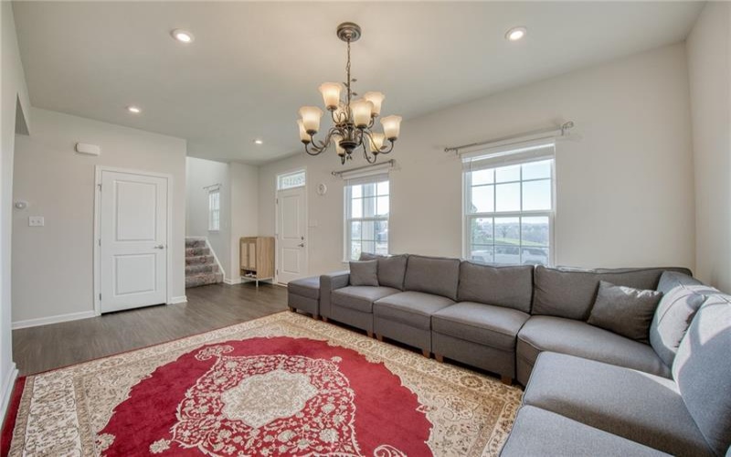 405 Creekside Ct, Eighty Four, 15330, 5 Bedroom Bedrooms, 11 Room Rooms,2.1 BathroomBathrooms,Residential,For Sale,Creekside Ct,1776988