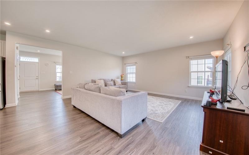 405 Creekside Ct, Eighty Four, 15330, 5 Bedroom Bedrooms, 11 Room Rooms,2.1 BathroomBathrooms,Residential,For Sale,Creekside Ct,1776988