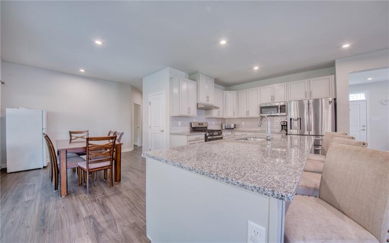 405 Creekside Ct, Eighty Four, 15330, 5 Bedroom Bedrooms, 11 Room Rooms,2.1 BathroomBathrooms,Residential,For Sale,Creekside Ct,1776988