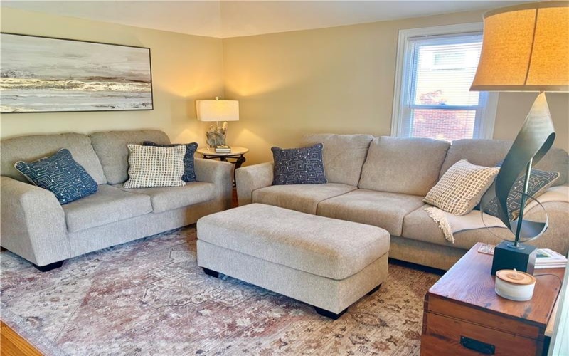 159 Hopwood Fairchance Rd, Hopwood, 15445, 2 Bedroom Bedrooms, 7 Room Rooms,2 BathroomBathrooms,Residential,For Sale,Hopwood Fairchance Rd,1777204