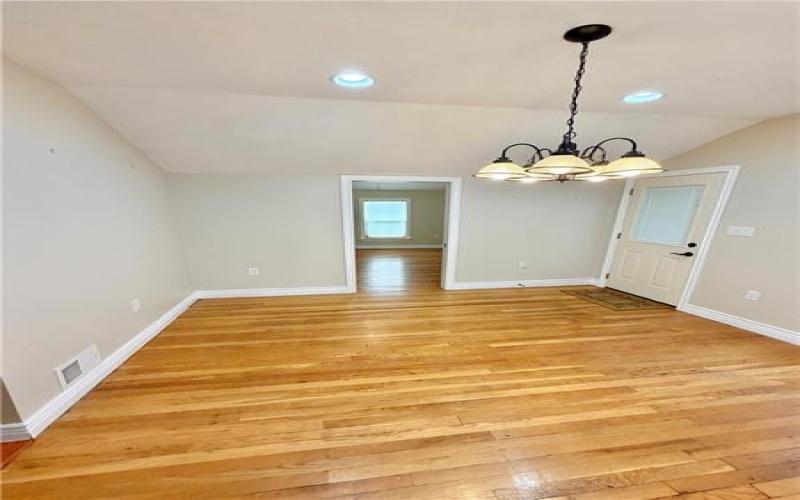 159 Hopwood Fairchance Rd, Hopwood, 15445, 2 Bedroom Bedrooms, 7 Room Rooms,2 BathroomBathrooms,Residential,For Sale,Hopwood Fairchance Rd,1777204