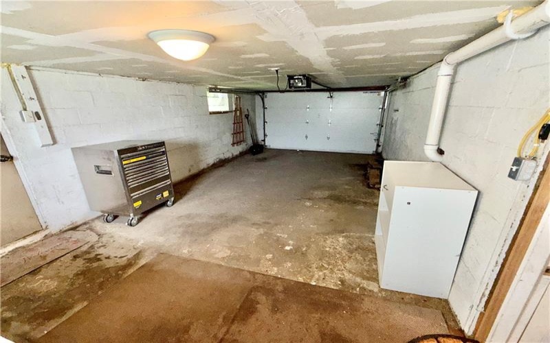 159 Hopwood Fairchance Rd, Hopwood, 15445, 2 Bedroom Bedrooms, 7 Room Rooms,2 BathroomBathrooms,Residential,For Sale,Hopwood Fairchance Rd,1777204