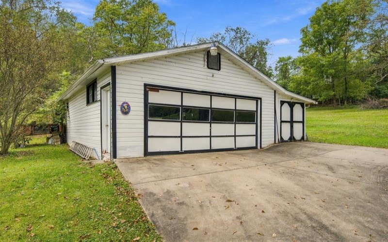 127 Muse Bishop ROAD, Canonsburg, 15317, 2 Bedroom Bedrooms, 8 Room Rooms,1 BathroomBathrooms,Residential,For Sale,Muse Bishop,1777249