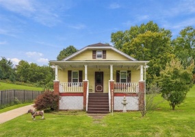 127 Muse Bishop ROAD, Canonsburg, 15317, 2 Bedroom Bedrooms, 8 Room Rooms,1 BathroomBathrooms,Residential,For Sale,Muse Bishop,1777249