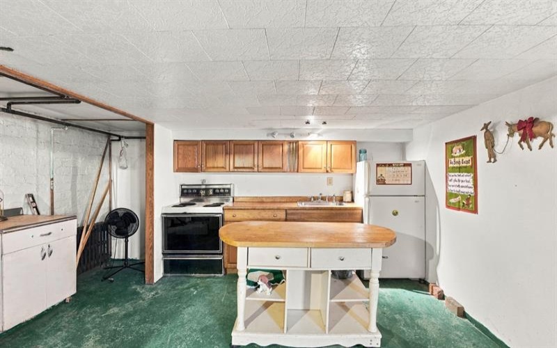 127 Muse Bishop ROAD, Canonsburg, 15317, 2 Bedroom Bedrooms, 8 Room Rooms,1 BathroomBathrooms,Residential,For Sale,Muse Bishop,1777249